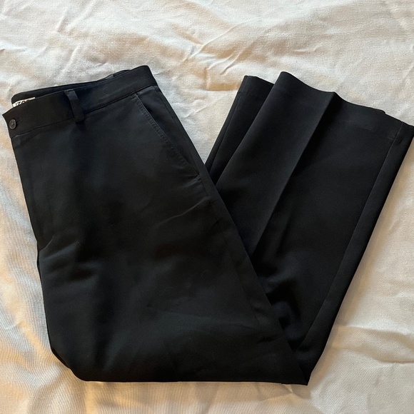 NWOT IZOD Perform X Straight Leg Golf / Dress Pants - Picture 1 of 4